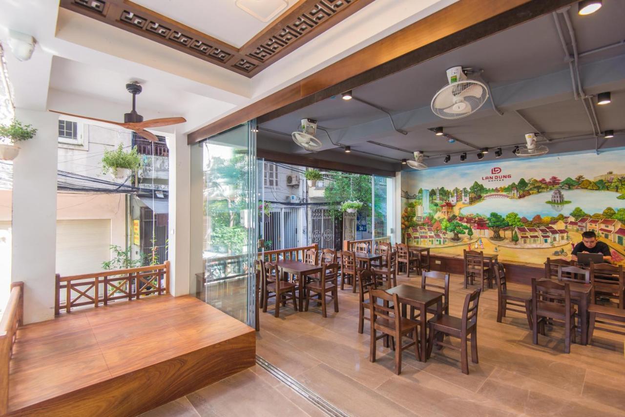 22housing & 81 Linh Lang Apartment Hanoi